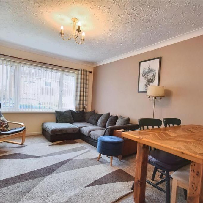 2 bedroom maisonette to rent - Photo 1