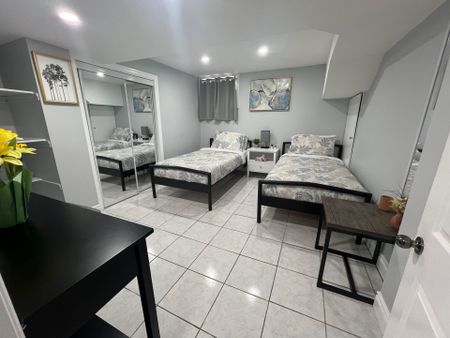 For Lease - 11 Queen Street Unit# Basement Apt, Mississauga, Ontario - Photo 4