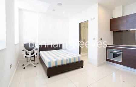 Studio to rent - Photo 2