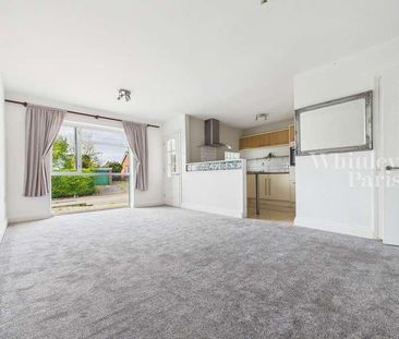 St Michaels Road, Long Stratton, NR15 - Photo 3