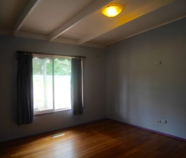 Charming 4-Bedroom Family Home in Peaceful Mount Evelyn - Photo 3