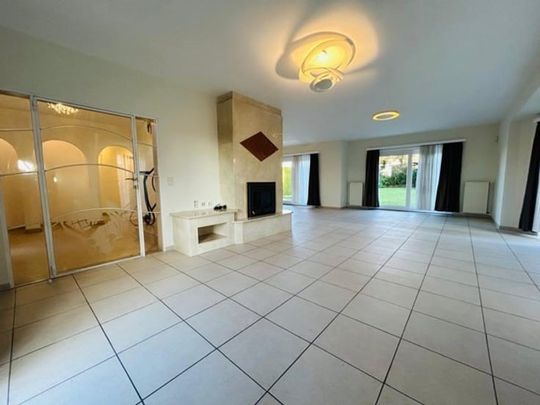 Tout savoir sur cette maison à Waterloo, à Waterloo - Photo 1