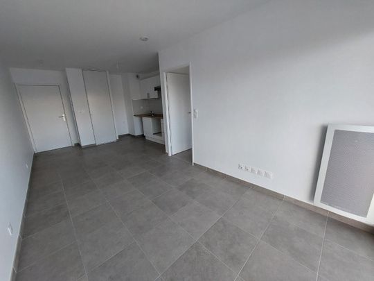 location Appartement T2 DE 40.02m² À MARSEILLAN - Photo 1