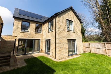 5 bedroom detached house to rent - Photo 4