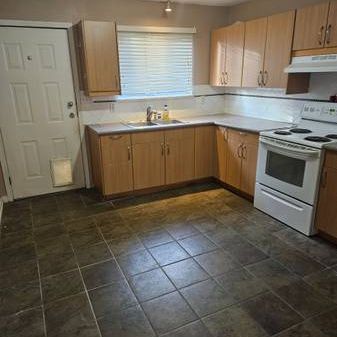 *~*Moving to BC? Pet Friendly 2 bed Suite for Rent in Abbotsford BC*~* - Photo 4