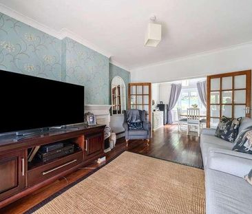 Anyards Road, Cobham, Surrey, KT11 - Photo 2