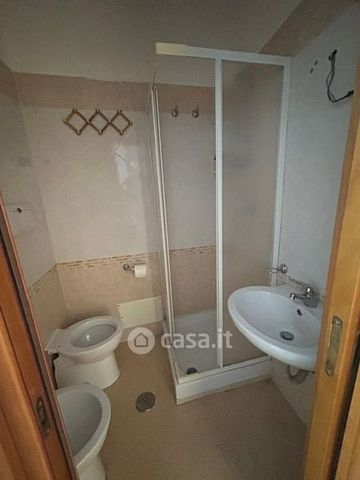 Trilocale in Affitto in Via Vincenzo D'Amato a Catanzaro - Foto 4