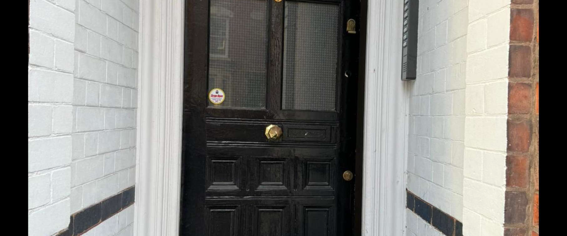 Tichborne Street Room 4 - Photo 1