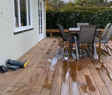 Private sunny 3 bedroom home - Photo 1