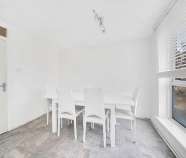3 bedroom maisonette to rent - Photo 5