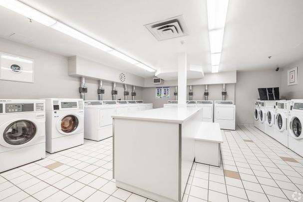 Southeast Ottawa - Photo 1