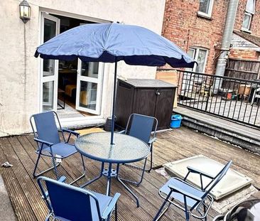 1 bedroom in a house share to rent - Photo 5