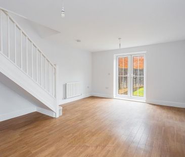 2 bedroom semi-detached house to rent - Photo 1