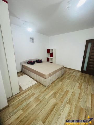 Apartament 3 camere decomandat, mobilat, utilat modern, zon - Fotografie 4