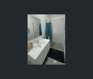 Modern Apartment in Convenient Location - Photo 5
