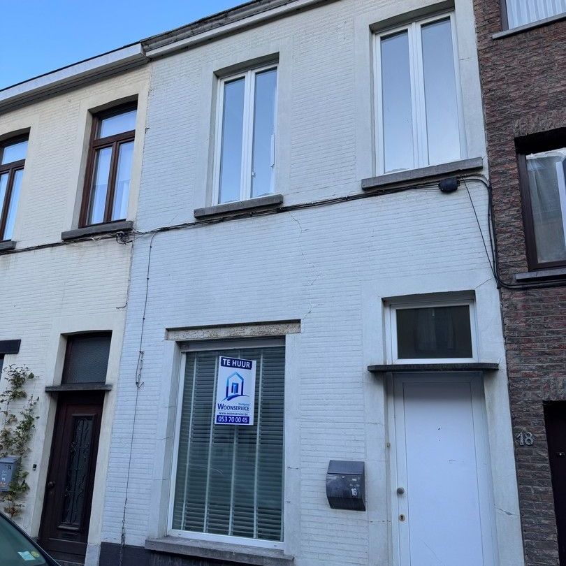 Knusse rijwoning nabij centrum Aalst - Foto 1