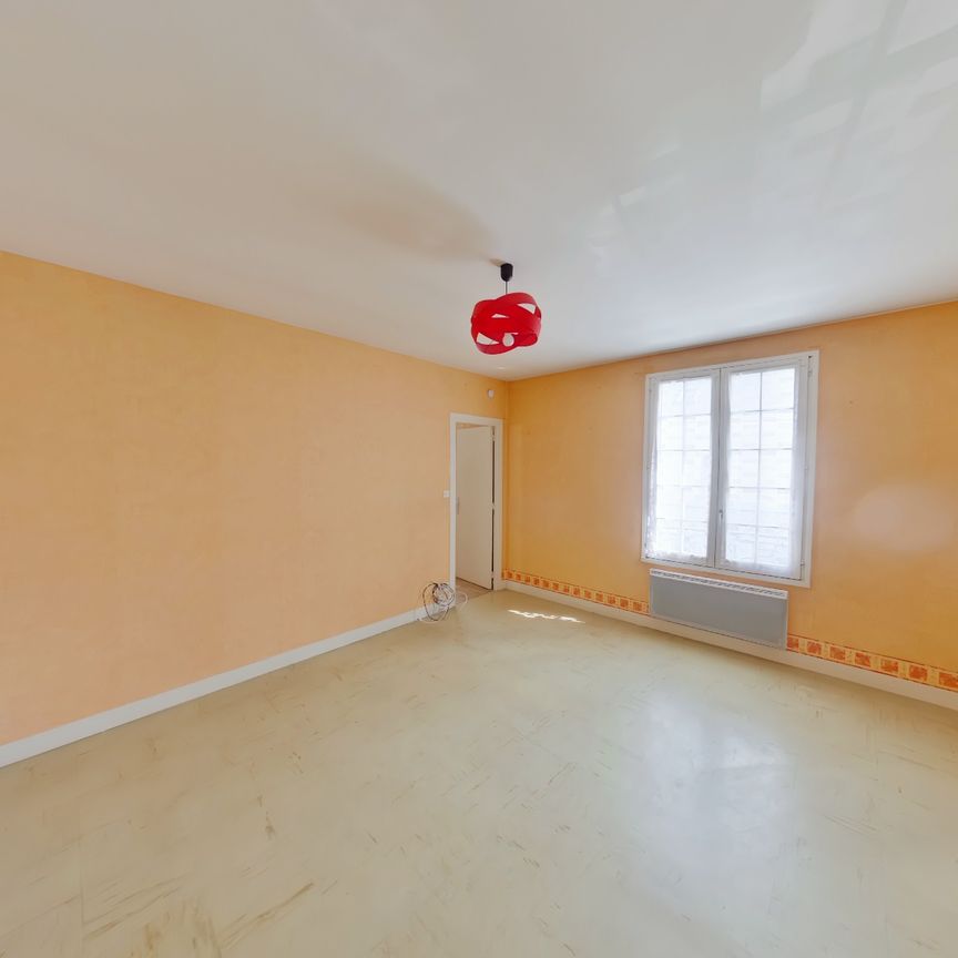 Location Appartement 2 pièces 38m² DESCARTES 37160 - Photo 1