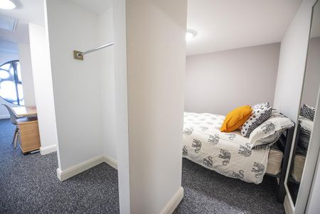 1 bedroom flat to rent - Photo 5