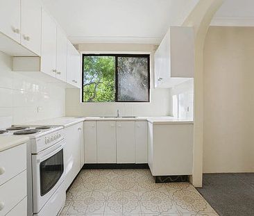 Perfectly Located Two Bedroom Apartment - Photo 3
