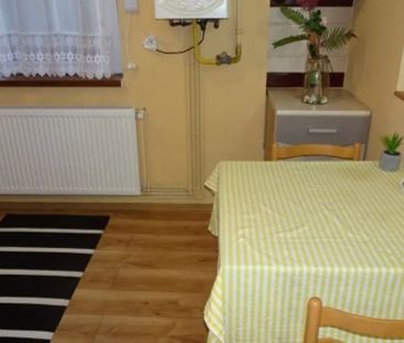 De inchiriat apartament 2 camere,ultracentral,etajul 1 - Photo 3