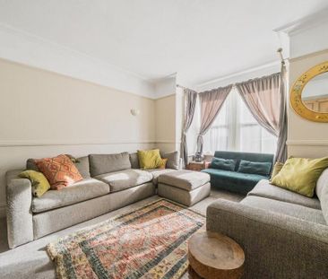 4 bedroom detached house to rent - Photo 1