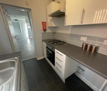 2 bedroom terraced house to rent - Photo 6