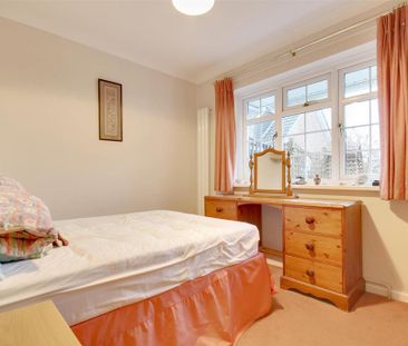 2 bedroom bungalow to rent - Photo 3