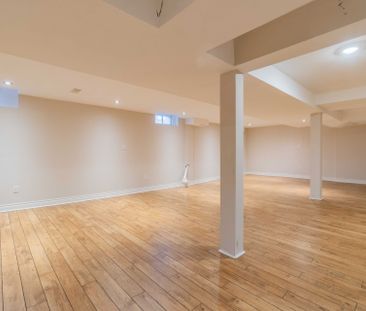 For Lease - 98 Thornhill Ravines Crescent, Vaughan, Ontario - Photo 3