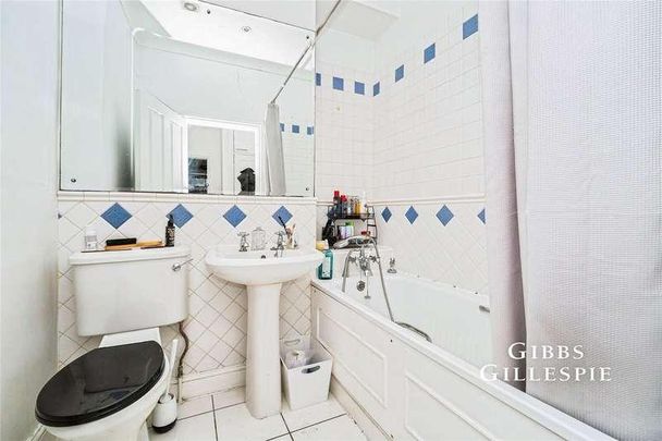 Hanger Lane, London, W5 - Photo 1