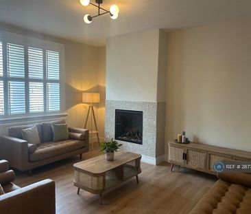 2 bedroom terraced house to rent - Photo 4