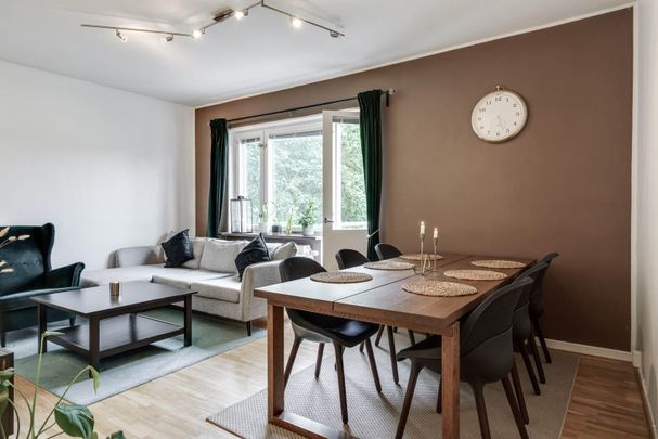 Hertig Karls allé, Örebro - Photo 1