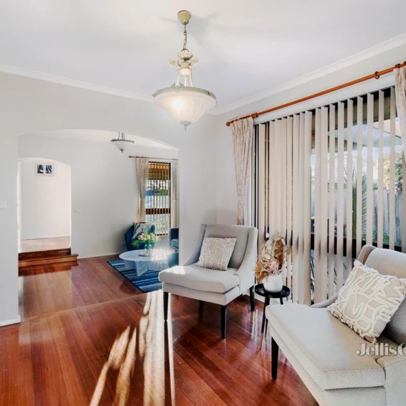 4 Bed, 2 Bath - Photo 1