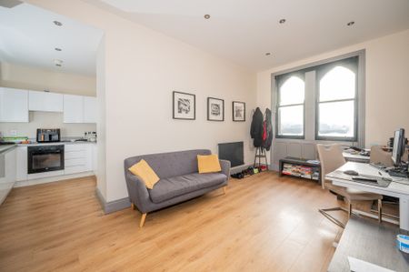 Apt 5, 1 Sussex Place, Belfast, BT2 8AL - Photo 4