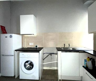 £700 PCM, Furnished One Bedroom Flat in Partridge Road, Roath, Card... - Photo 4