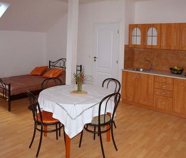 Pronájem bytu 1+kk 40 m² - Photo 1
