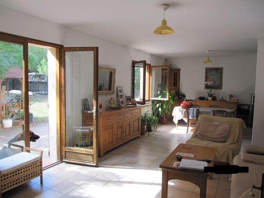 Location Maison 4 pièces 117m² MONTPELLIER 34080 - Photo 1