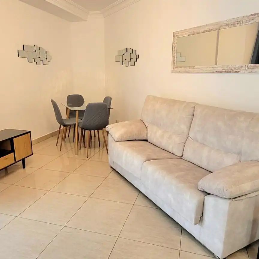 Apartamento de alquiler en Calle Monaco, 1, Los Cristianos - Photo 1