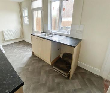 2 BED Terraced House To rent - Photo 1