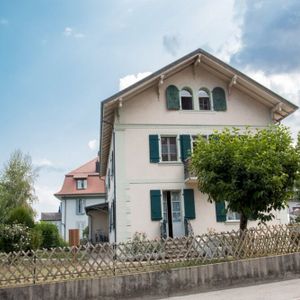 Spacieux studio au 2ème étage - Photo 2