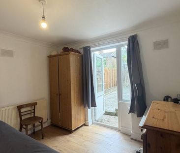 House share to rent - Photo 1