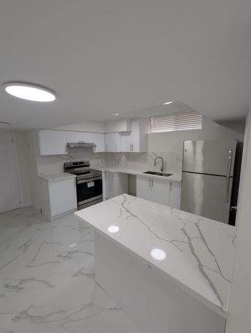 For Lease - 9 Cranley Road Unit# Bsmt, East Gwillimbury, Ontario - Photo 5