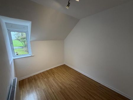 48 High Street, Ballyhalbert, Newtownards, BT22 1BL - Photo 3