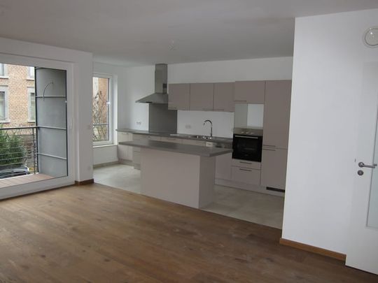 Appartement te huur - Photo 1