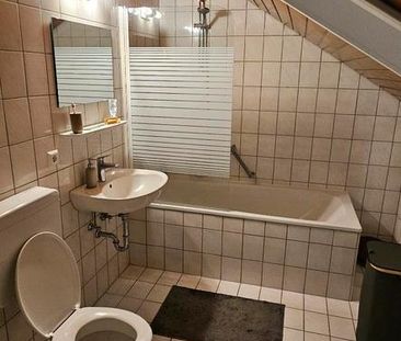 2-Zimmer-Dachgeschosswohnung in Langenargen. - Photo 1