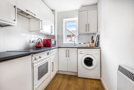 Sovereign Court, High Wycombe - Photo 5