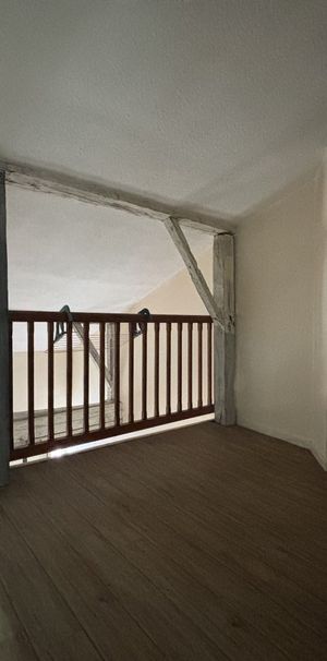 Location Appartement 1 pièce 33m² L ISLE JOURDAIN 32600 - Photo 2