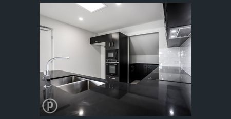 Welcome to the Penthouse! - Photo 5