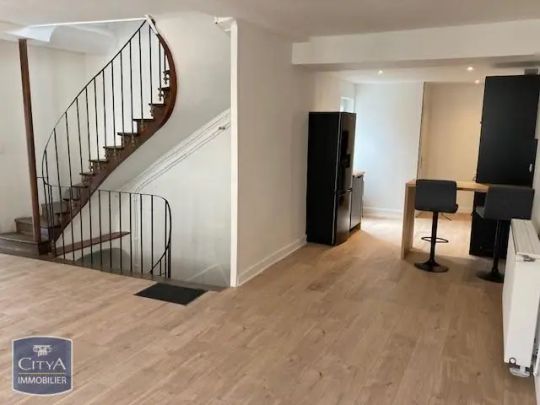 Appartement à louer 5 pièces 110.3m² - Photo 1