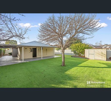 7 Kingfisher Drive East, Moama, NSW 2731 - Photo 3