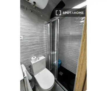 Piso de alquiler en La Fortuna - Photo 3